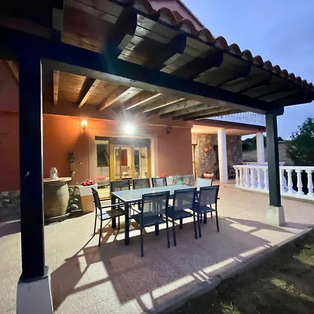La Casina Del Rio - Familiar - Piscina - Gimnasio Apartment *