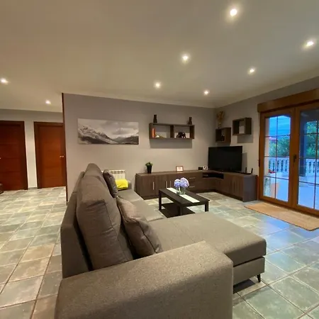 La Casina Del Rio - Familiar - Piscina - Gimnasio Apartmán *